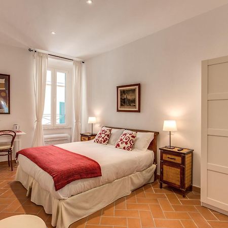 Piccolo Trevi Suites Rom Zimmer foto