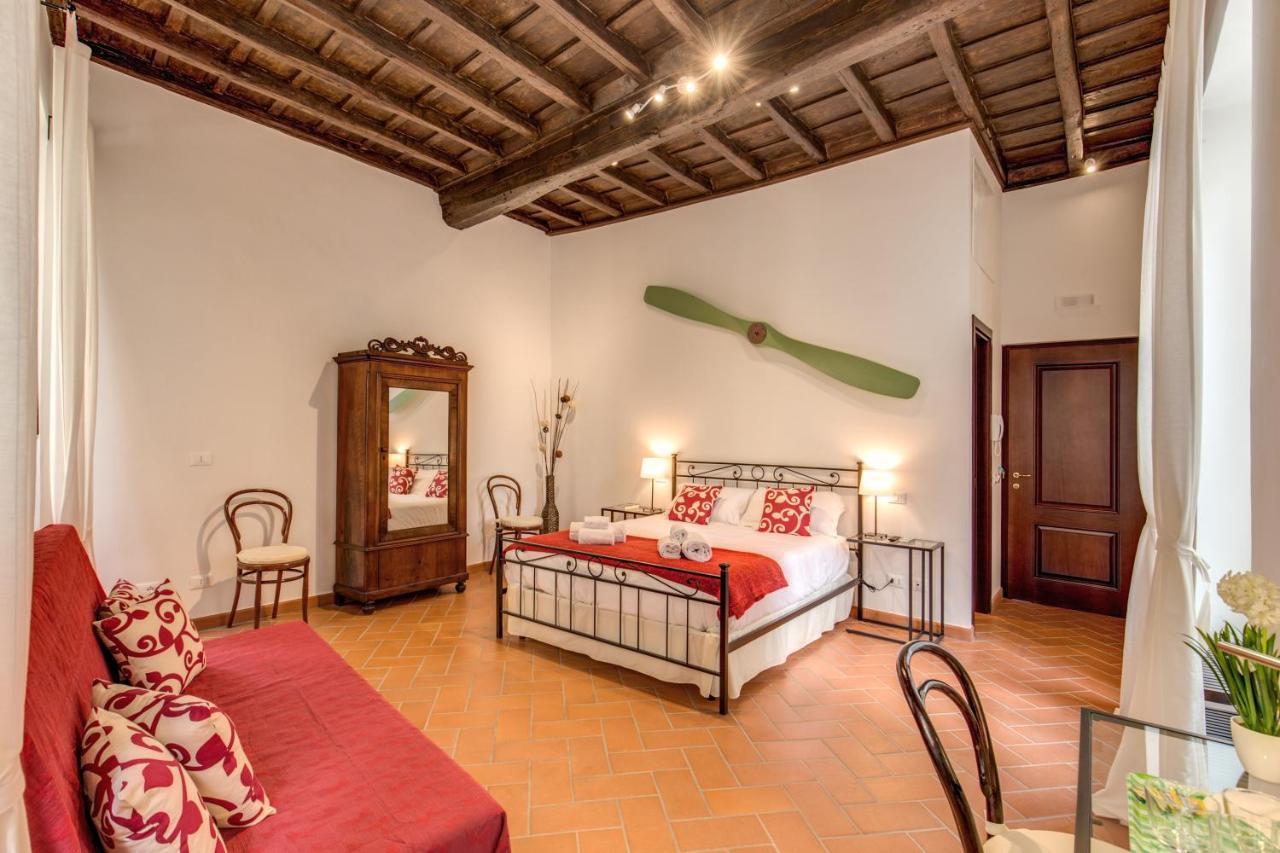 Piccolo Trevi Suites Rom Exterior foto