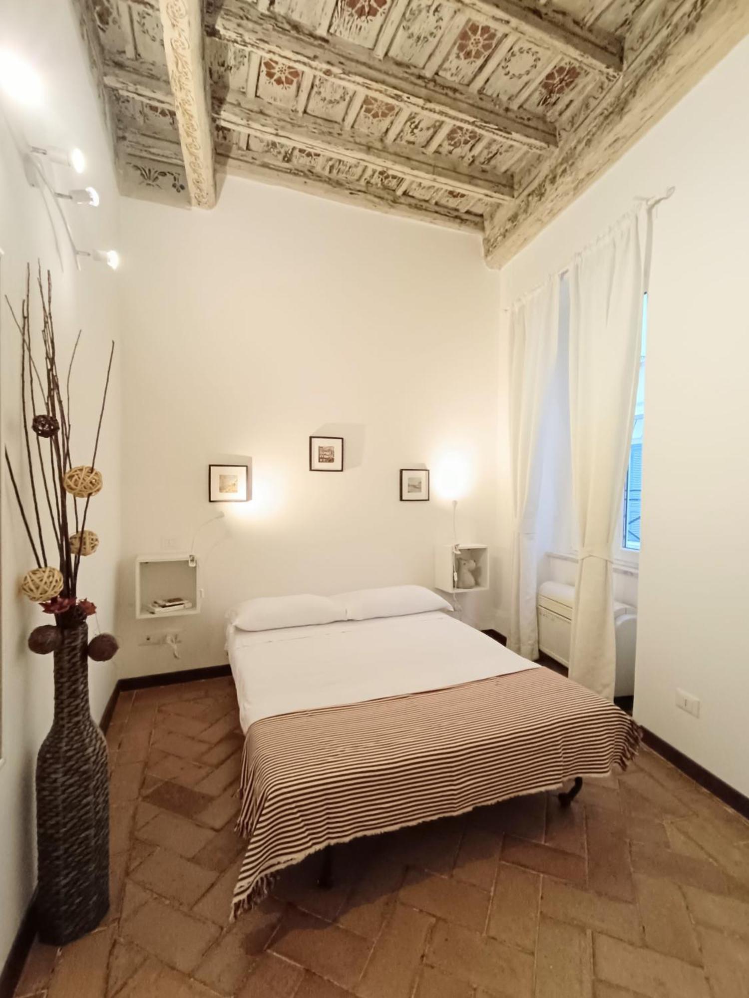 Piccolo Trevi Suites Rom Exterior foto