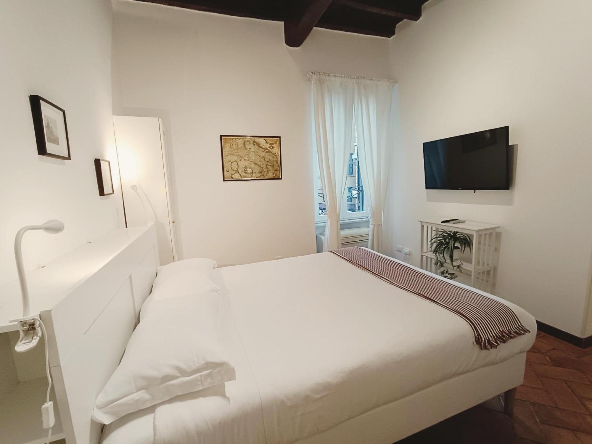 Piccolo Trevi Suites Rom Exterior foto